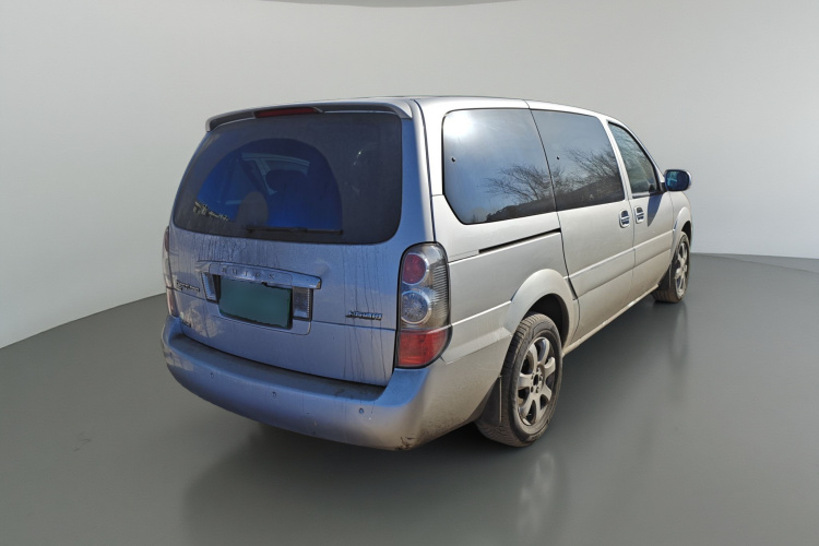 别克GL8 2006款 陆尊 3.0L CT 舒适版车身外观7