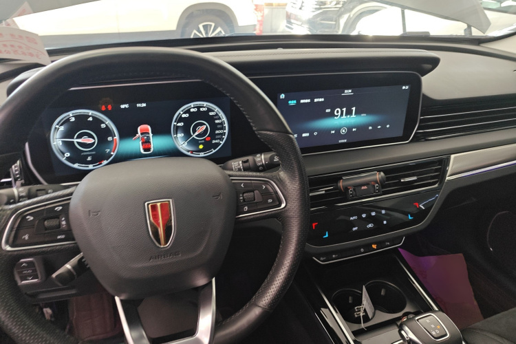 红旗HS5 2019款 2.0T 智联旗享版中控内饰12