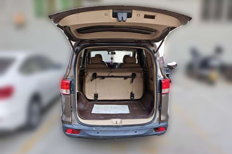 五菱汽车 五菱宏光 2016款 1.5L 改款S舒适型中控内饰23