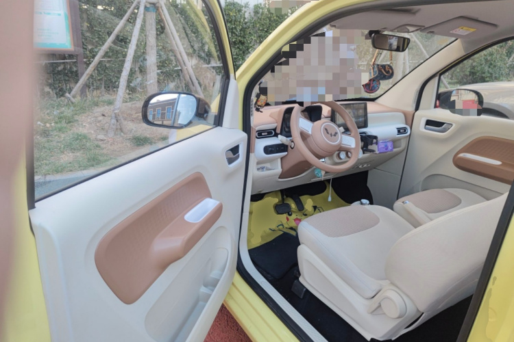 五菱汽车 宏光MINIEV 2024款 第三代 215km 青春版中控内饰20