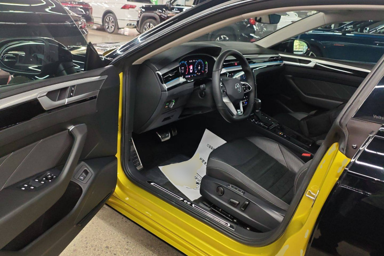 一汽-大众CC 2021款 380TSI 夺目版中控内饰7003