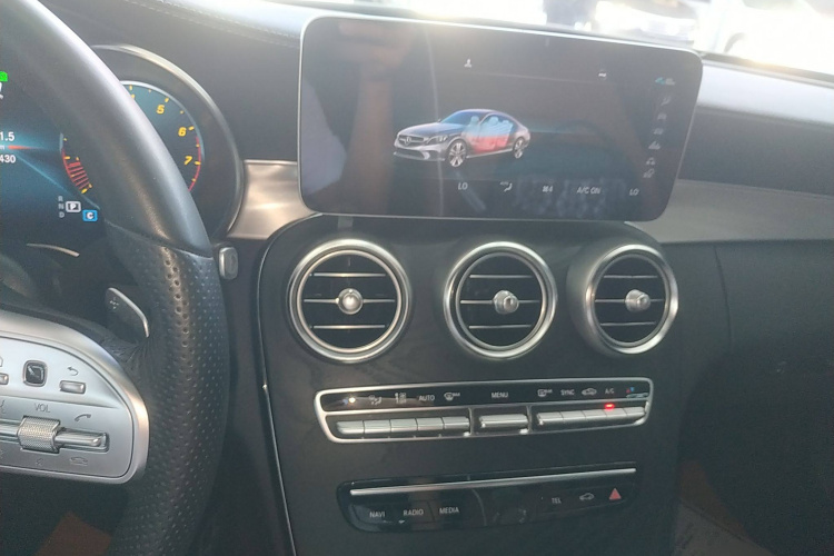 奔驰C级(进口) 2019款 C 260 轿跑车局部细节16