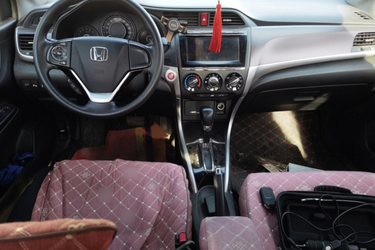 本田 凌派 2016款 1.8L CVT豪华版中控内饰7002