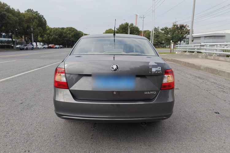 斯柯达 昕锐 2015款 1.6L 自动智选型车身外观6005