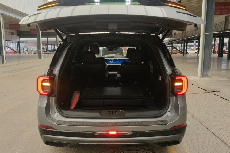 福特 探险者 2024款 2.3T EcoBoost 四驱ST-LINE 6座局部细节23