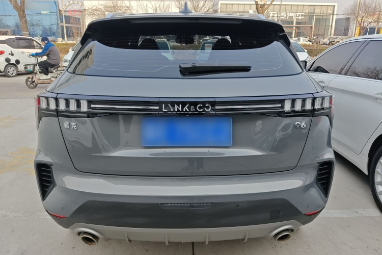 领克06 2023款 Remix 1.5T 劲Halo车身外观6