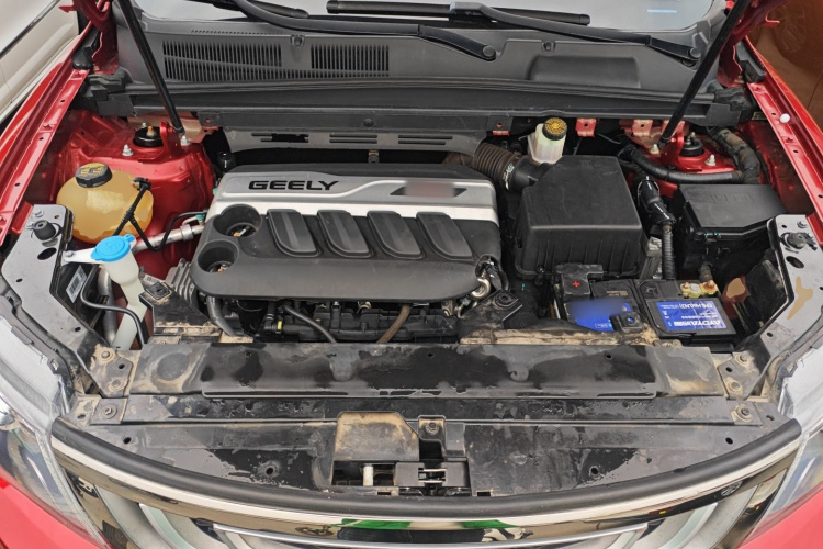 吉利汽车 博越 2018款 1.8TD 自动两驱智联型4G互联版机舱底盘24