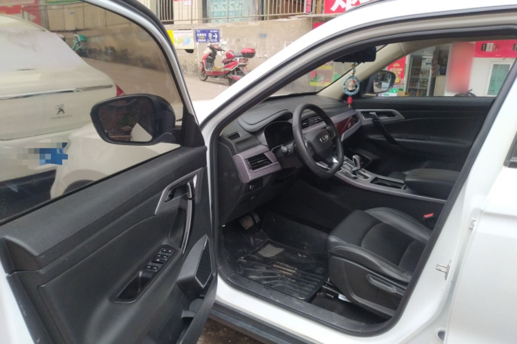 吉利汽车 博越 2021款 百万款 1.8TD DCT两驱舒适型中控内饰20