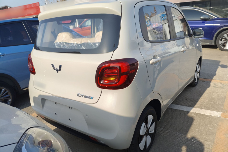 五菱汽车 宏光MINIEV 2025款 四门版 进阶款车身外观6005