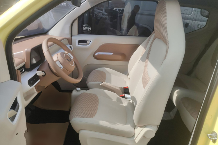 五菱汽车 宏光MINIEV 2024款 第三代 215km 青春版中控内饰19