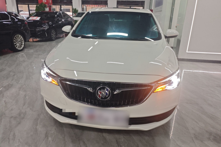 别克 英朗 2021款 改款 典范 1.5L 自动精英型车身外观2