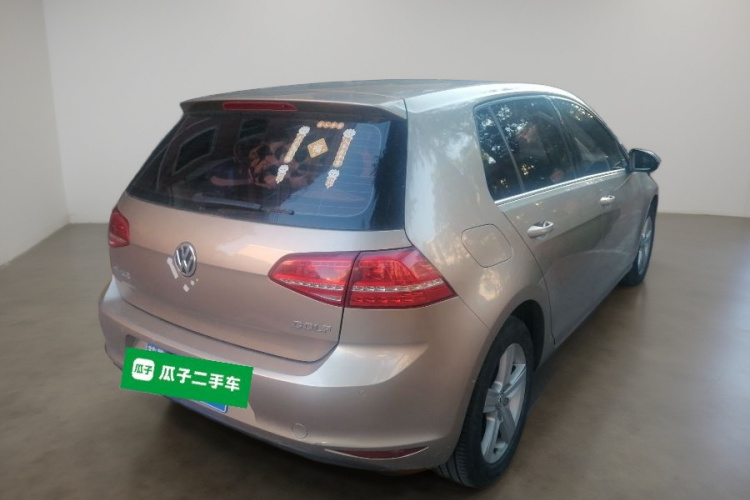 大众 高尔夫 2014款 1.6L 自动舒适型车身外观7