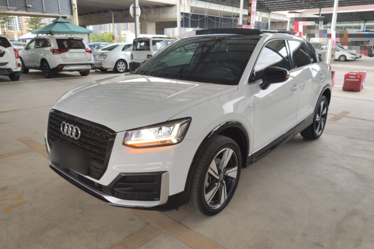 奥迪Q2L 2020款 35 TFSI 时尚动感型车身外观4