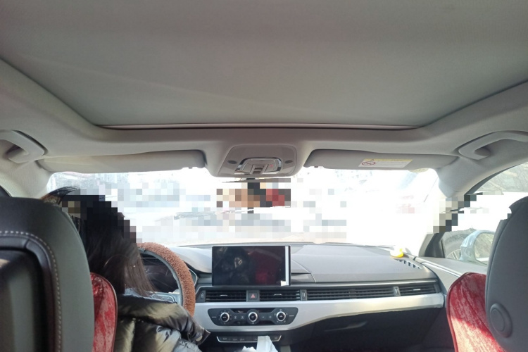 奥迪A4L 2020款 40 TFSI 时尚动感型中控内饰22