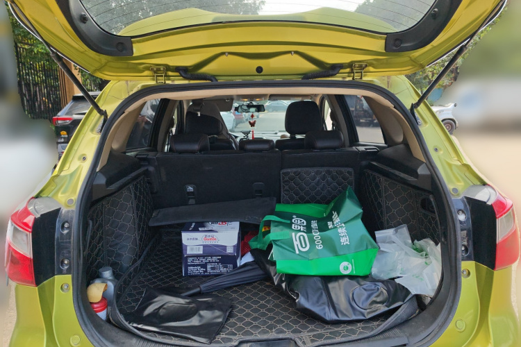 铃木 锋驭 2015款 1.6L CVT两驱精英型中控内饰23