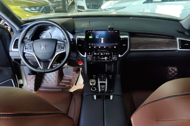 本田UR-V 2017款 370TURBO 两驱尊贵版 国V中控内饰12