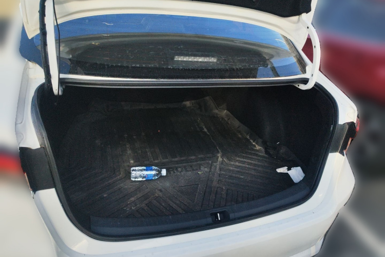 丰田 卡罗拉 2021款 1.2T S-CVT先锋PLUS版中控内饰23