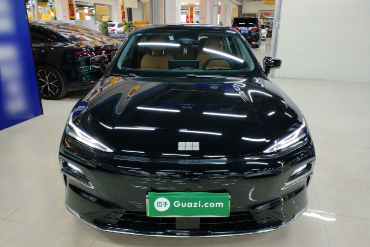 吉利银河 银河星耀8 2025款 130km EM-i 尊贵版车身外观6001