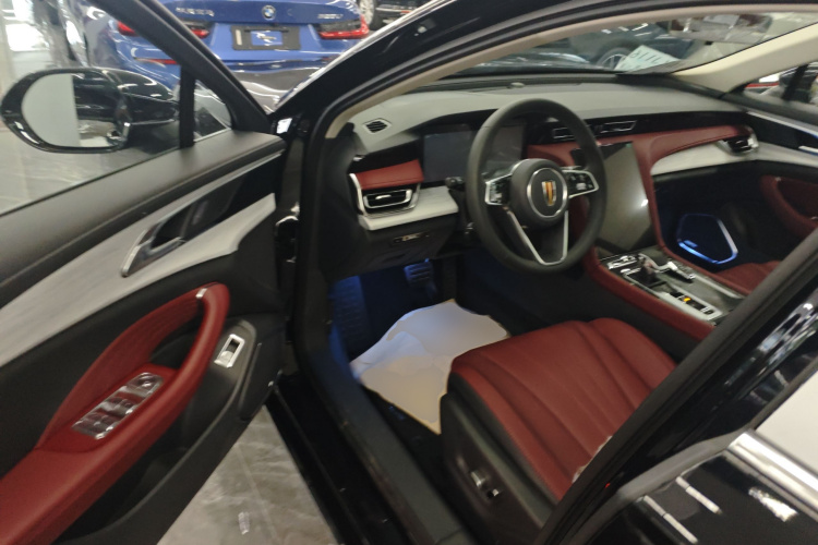 红旗H5 PHEV 2025款 130 超混版中控内饰20