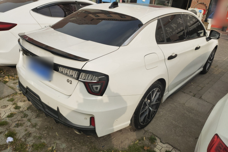 领克03 2021款 2.0TD 自动劲 冠军版车身外观7