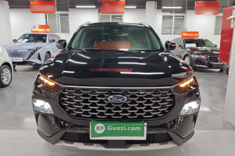 福特 领睿 2023款 EcoBoost 170 铂领型车身外观2