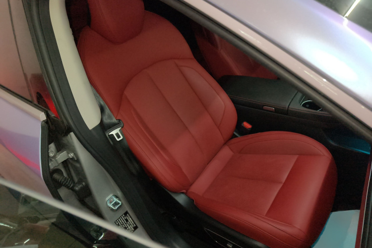 小鹏P7 2023款 P7i 702 Pro局部细节41