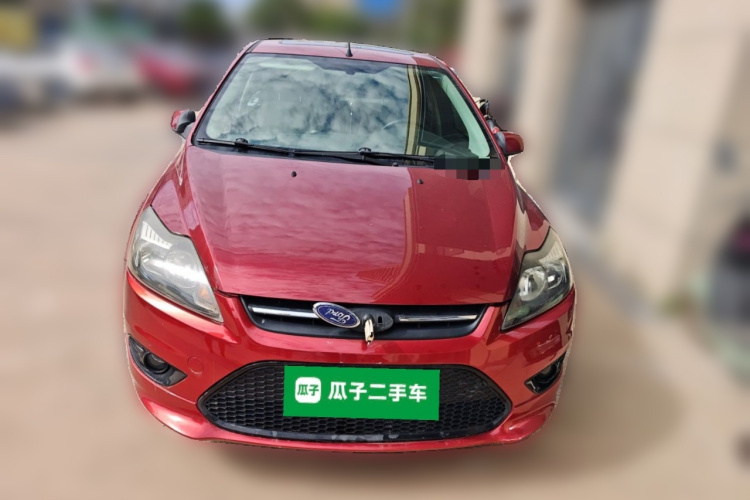 福特 福克斯 2013款 两厢经典 1.8L 自动时尚型车身外观2