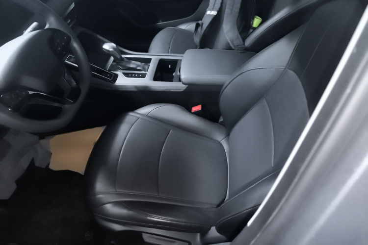 荣威i5 2023款 1.5L CVT豪华版局部细节19