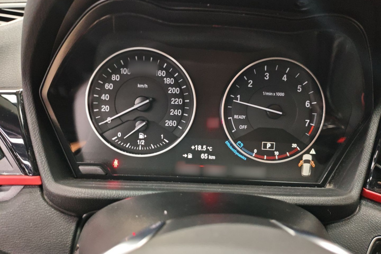 宝马X1 2016款 xDrive20Li 豪华型局部细节14