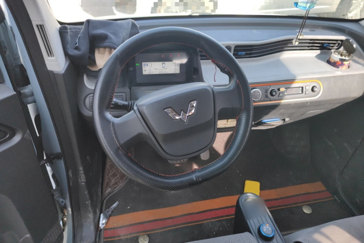 五菱汽车 宏光MINIEV 2022款 轻松款 三元锂中控内饰13