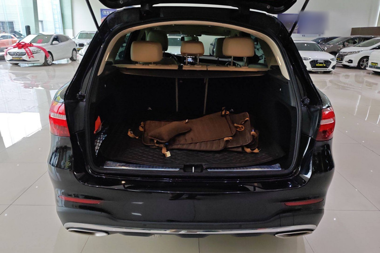 奔驰GLC 2019款 GLC 260 L 4MATIC 动感型局部细节23