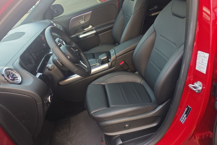 奔驰GLA 2023款 GLA 220局部细节19