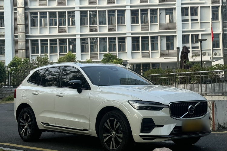 沃尔沃XC60 2024款 B5 四驱智逸豪华版车身外观6005