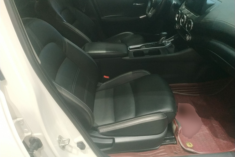 日产 轩逸 2021款 1.6L XL CVT悦享版局部细节41