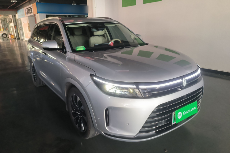 鸿蒙智行 问界M7 2024款 1.5T 后驱Plus版 5座车身外观3