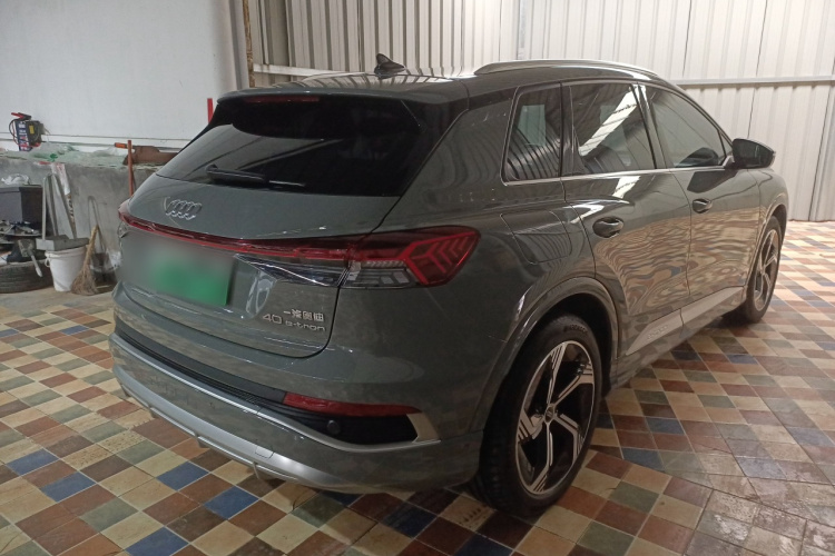 奥迪Q4 e-tron 2024款 40 e-tron 创境版车身外观7