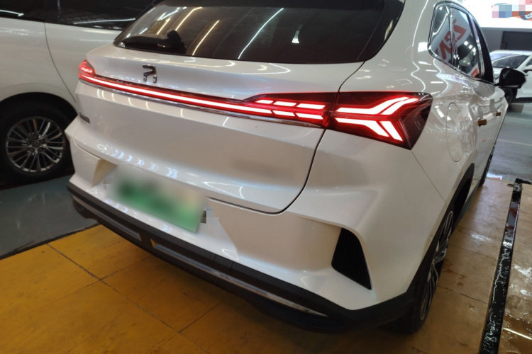 飞凡汽车 飞凡MARVEL R 2021款 后驱PRO版车身外观7