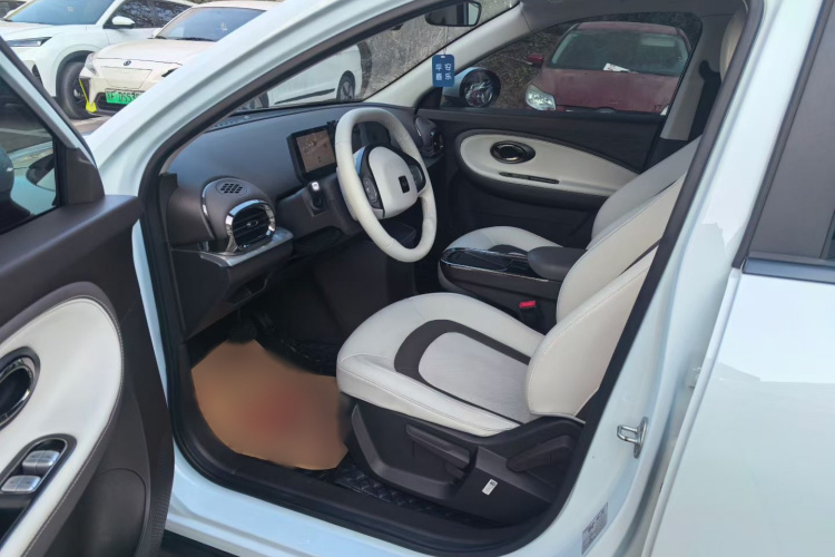 江淮钇为 钇为3 2023款 505km 冠军版中控内饰7005