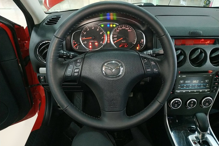 马自达6 2015款 2.0L 自动时尚型局部细节13