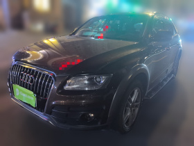 奥迪Q5 2018款 典藏版 40 TFSI 技术型