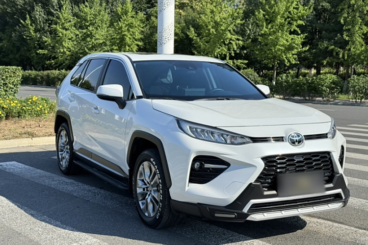 丰田 威兰达 2020款 2.0L CVT两驱豪华版车身外观6002