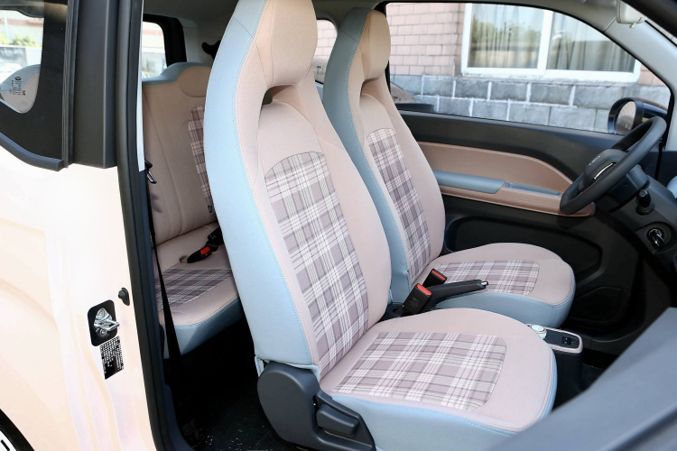 奇瑞新能源 QQ冰淇淋 2024款 205km 圣代中控内饰7003