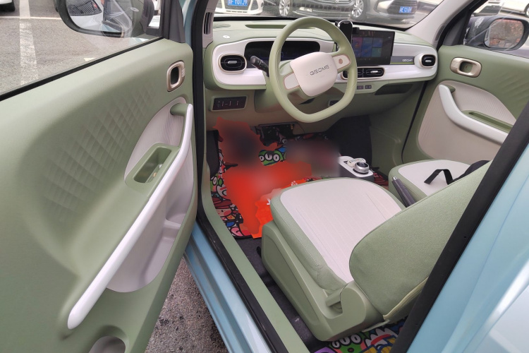 吉利银河 熊猫 2025款 210km 元气熊中控内饰20