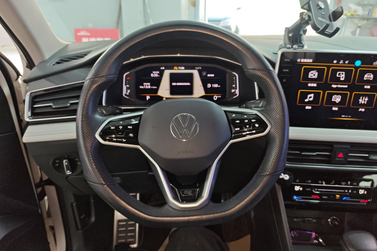 大众 途观L 2023款 330TSI 自动两驱R-Line越享版中控内饰13