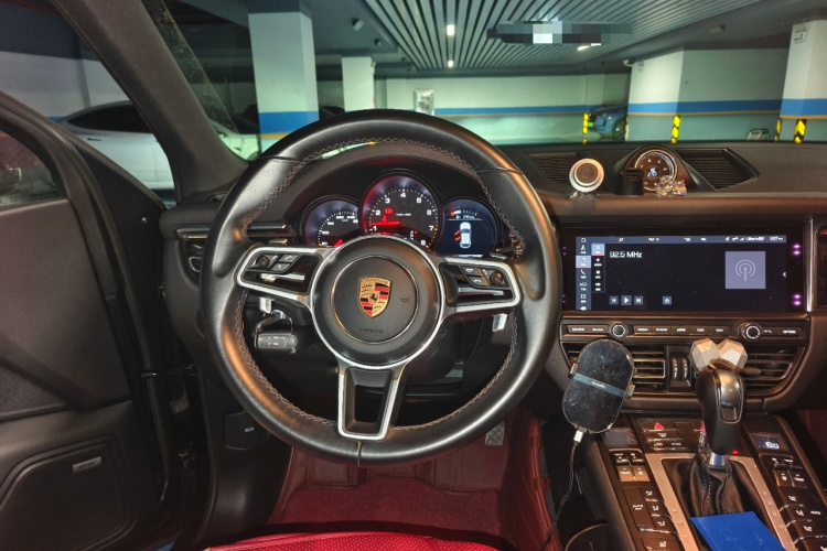 保时捷 2020款 Macan 2.0T中控内饰13