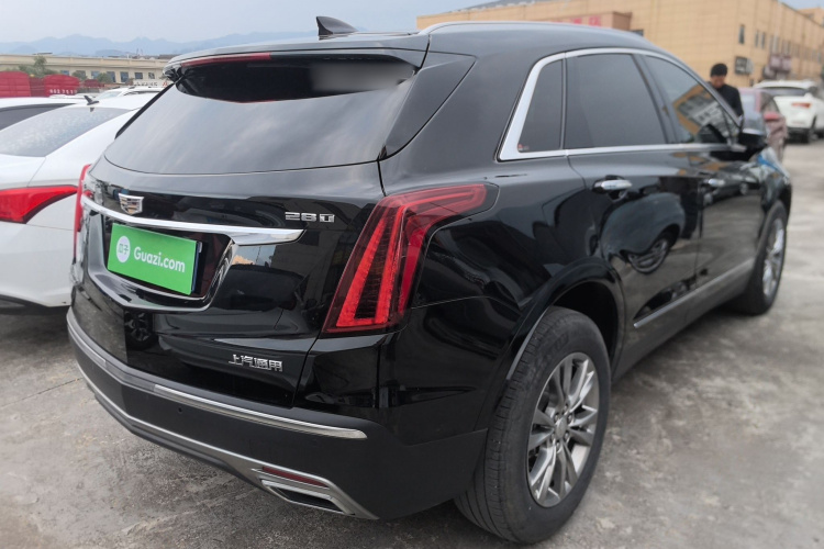 凯迪拉克XT5 2021款 28T 豪华型车身外观7