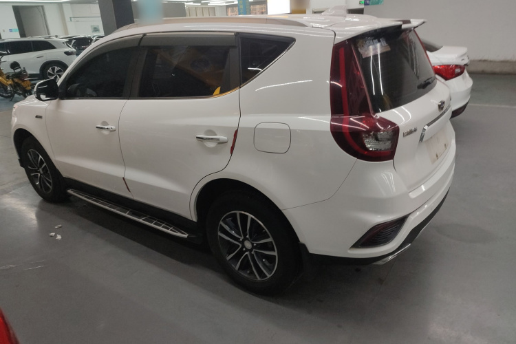吉利汽车 远景X6 2018款 1.4T CVT 4G互联豪华型车身外观4