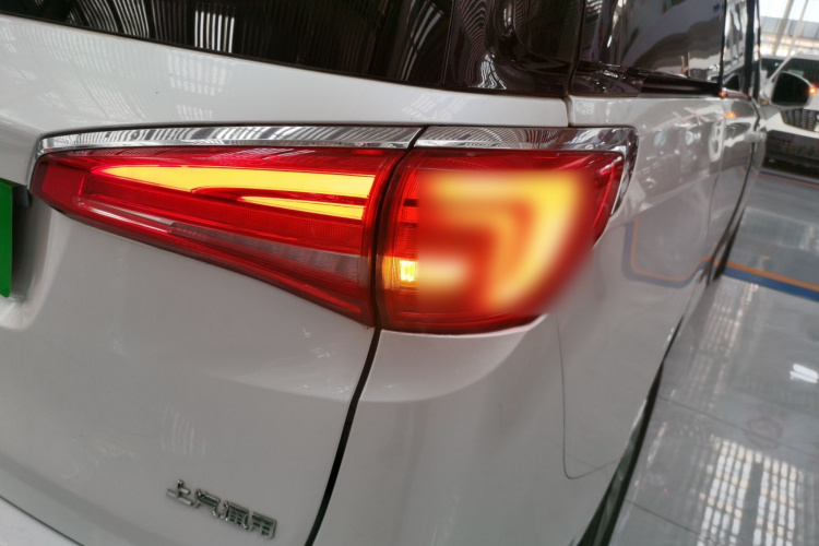 别克GL8 2018款 ES 28T 尊享型 国VI车身外观6006