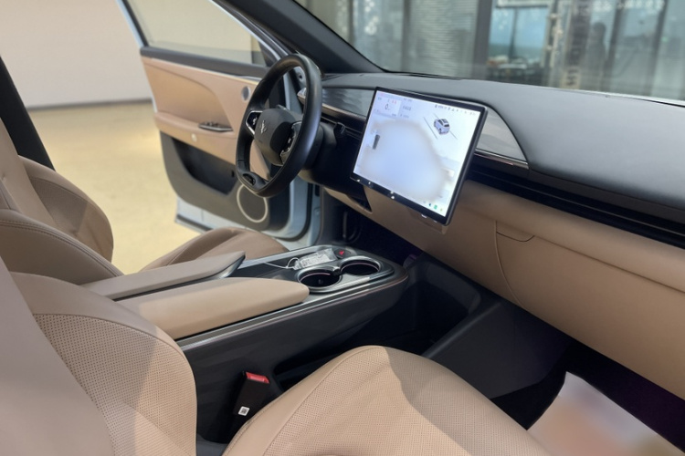 ARCFOX极狐 极狐 阿尔法T5(ARCFOX αT5) 2024款 520 MAX局部细节16