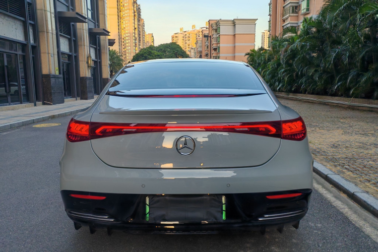 奔驰EQE 2022款 350 先锋版车身外观6004